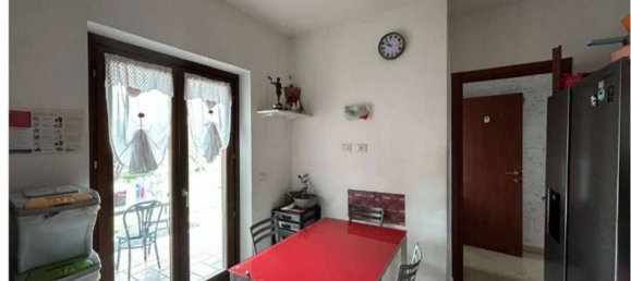 Дом с 3 комнатами в Помеция, Италия № 12627 13