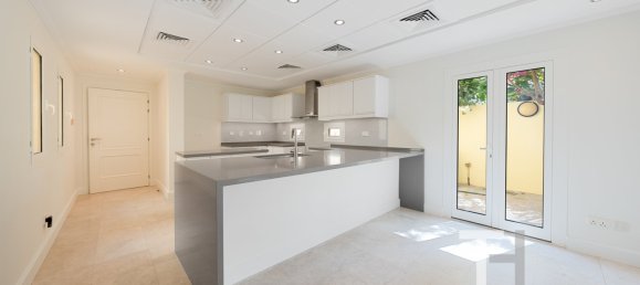 Вилла с 5 спальнями в Meadows, ОАЭ № 94416 15