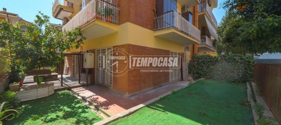 3 rooms Apartment in Rome, Italy No. 35689 19