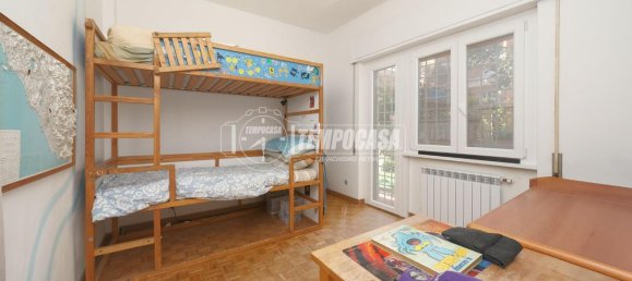 3 rooms Apartment in Rome, Italy No. 35689 13