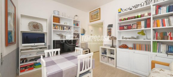 3 rooms Apartment in Rome, Italy No. 35689 6