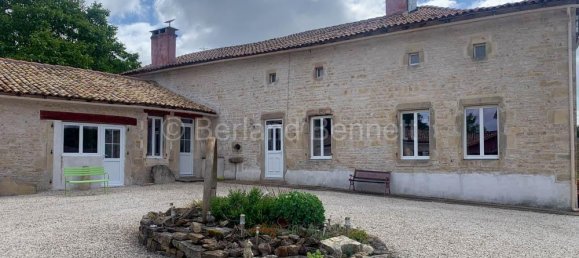 8 chambres Châteaux à Sauzé-Vaussais, France No. 301458 20