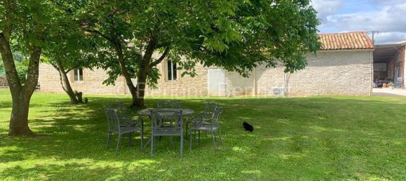 8 chambres Châteaux à Sauzé-Vaussais, France No. 301458 35