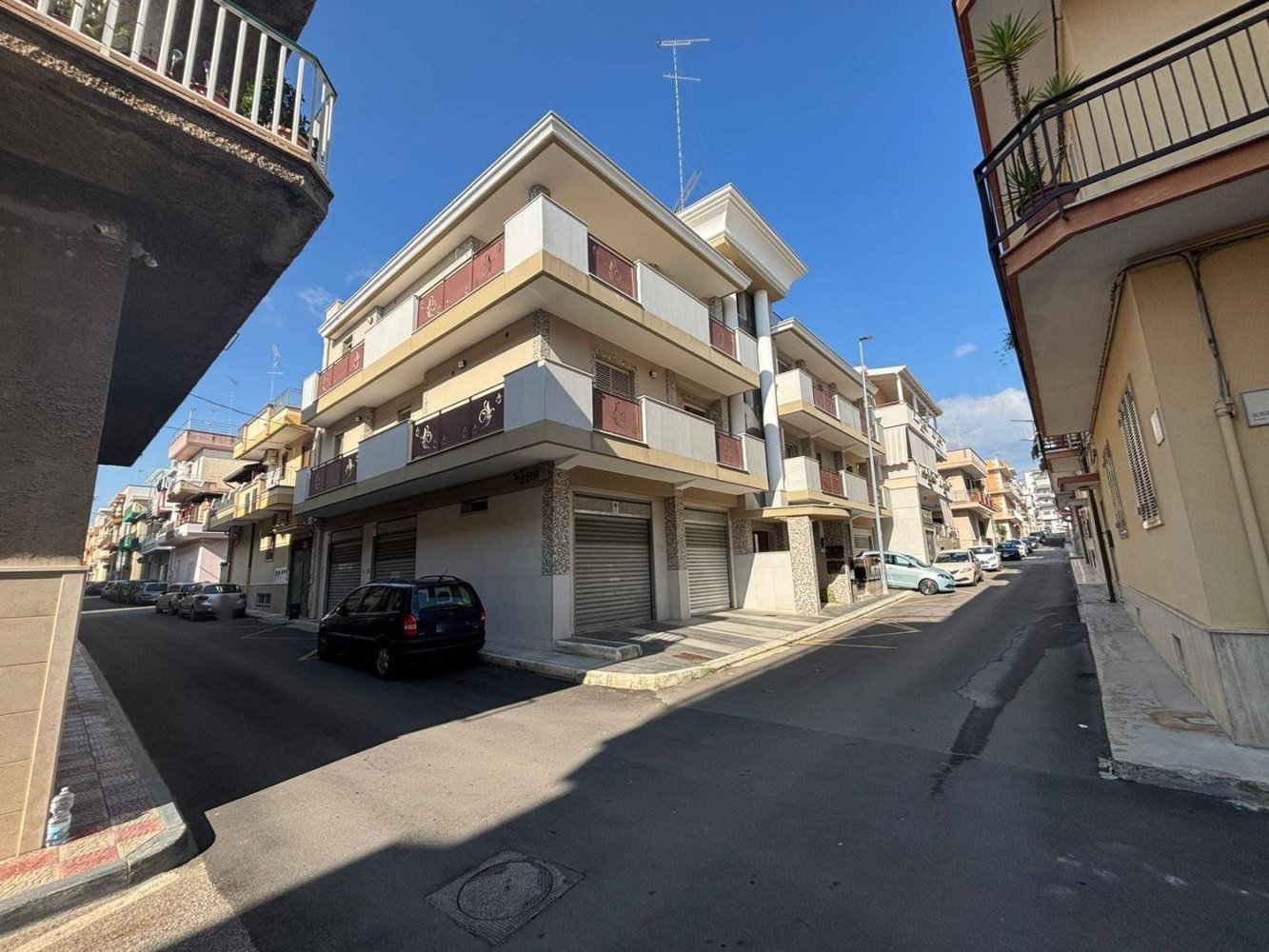 Apartamento de 4 habitaciónes en Massafra, Italy No. 128777