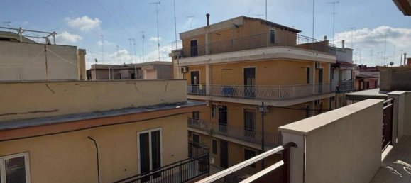 Apartamento de 4 habitaciónes en Massafra, Italy No. 128777 7
