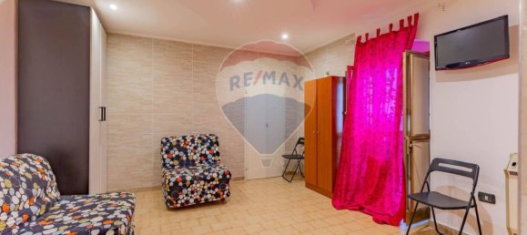 1 Schlafzimmer Wohnung in Bari, Italy, Nr. 297738 9