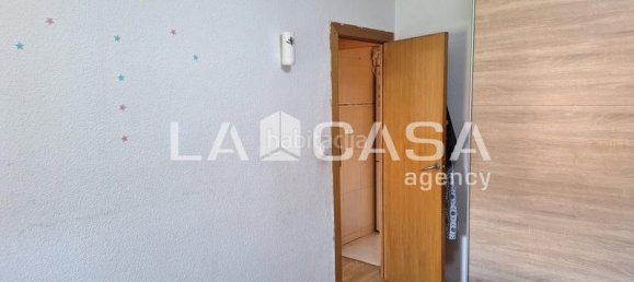 Apartamento T3 em Santa Coloma de Gramenet, Spain N.º 143277 23