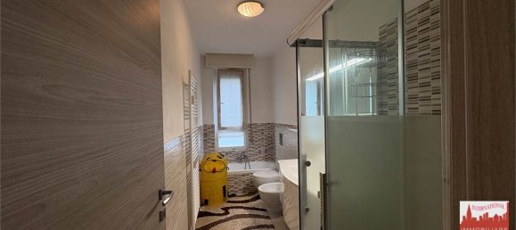 Apartamento T2 em Varese, Italy N.º 374167 28