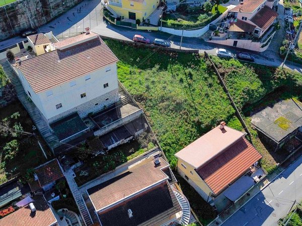 3 bedrooms House in Souselo, Portugal No. 185579