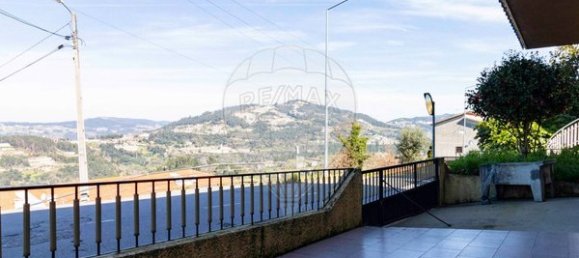 3 bedrooms House in Souselo, Portugal No. 185579 2