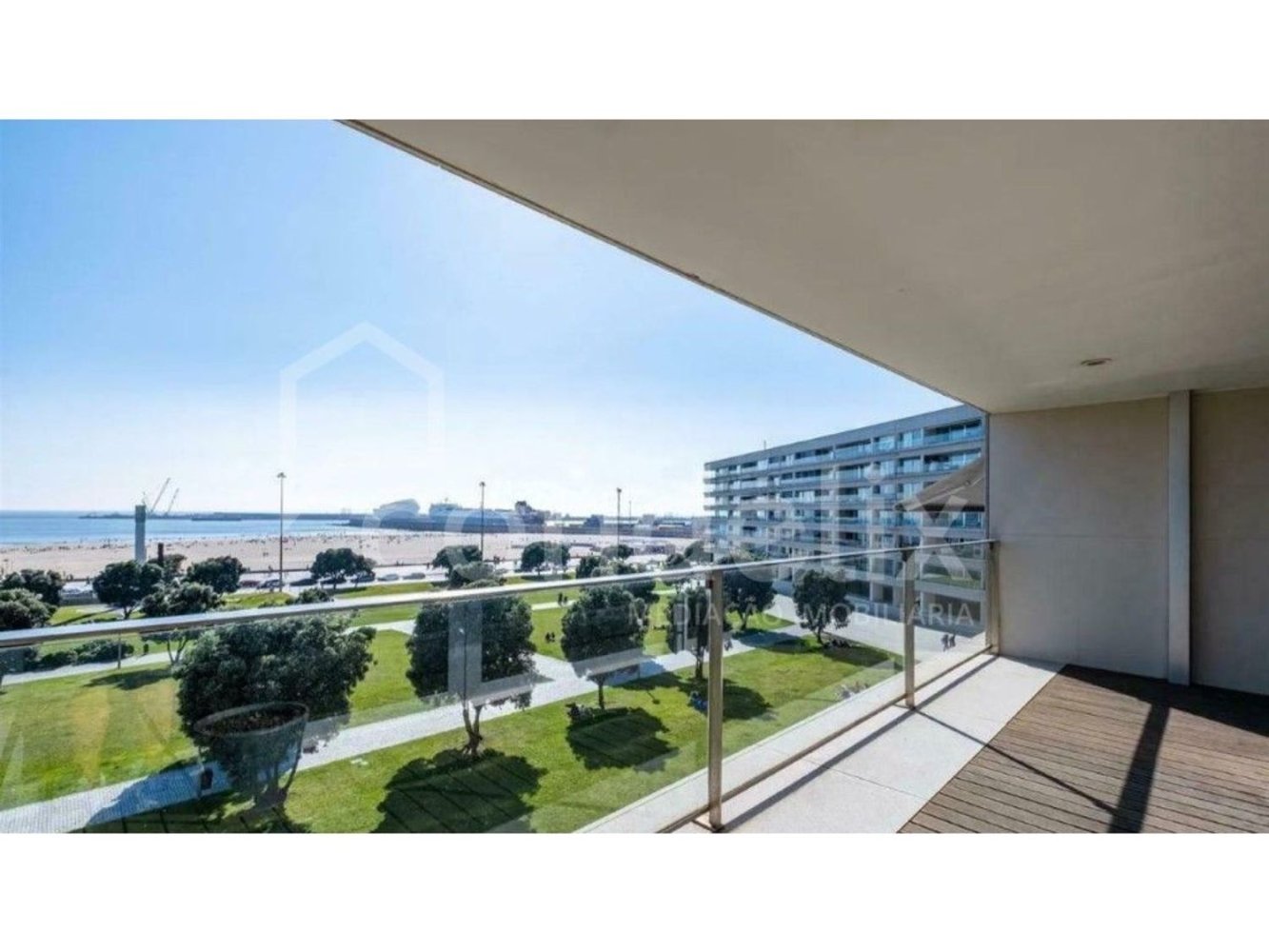 4 bedrooms Apartment in Matosinhos, Portugal No. 125655