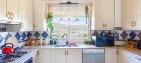 3 bedrooms House in Granada, Spain No. 138885 3