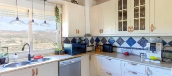 3 bedrooms House in Granada, Spain No. 138885 4