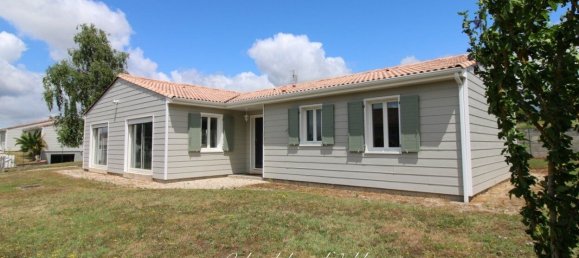 4 bedrooms House in Jonzac, France No. 290014 2