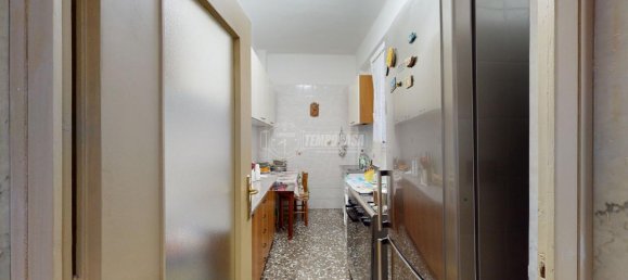 Apartamento de 2 habitaciónes en Bari, Italy No. 235944 4