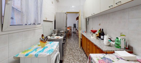 Apartamento de 2 habitaciónes en Bari, Italy No. 235944 19