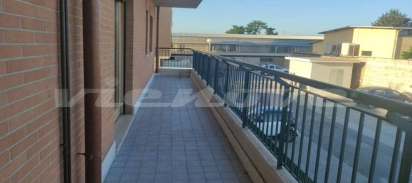 1 bedroom Apartment in Rome, Italy No. 337377 9