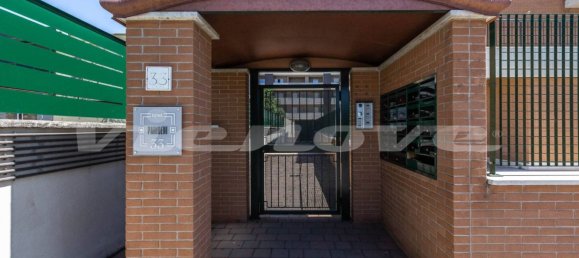 1 bedroom Apartment in Rome, Italy No. 337377 2