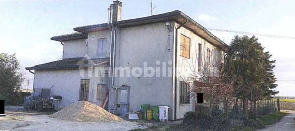 3 bedrooms Apartment in Crespino, Italy No. 351100 9