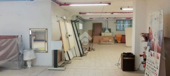 Propiedad comercial en Nave, Italy 240 m² No. 100023 9