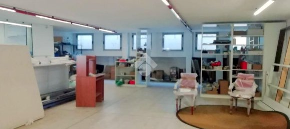 Propiedad comercial en Nave, Italy 240 m² No. 100023 15