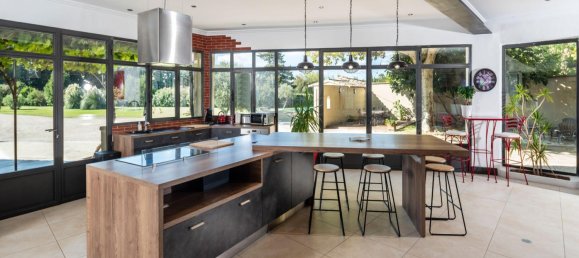 Casa de 9 dormitorios en Althen-des-Paluds, France No. 294740 22