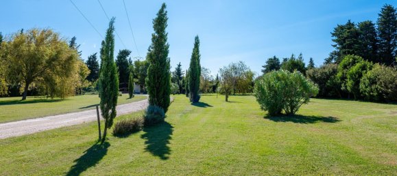 Casa de 9 dormitorios en Althen-des-Paluds, France No. 294740 5