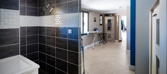 Casa de 9 dormitorios en Althen-des-Paluds, France No. 294740 17