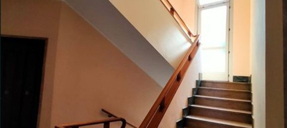 5 rooms Apartment in Turin, Italy No. 201835 4