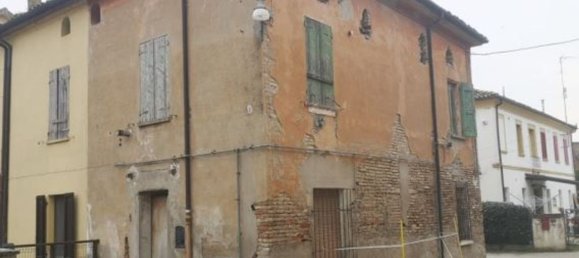 4 rooms Apartment in Argenta, Italy No. 19548 2