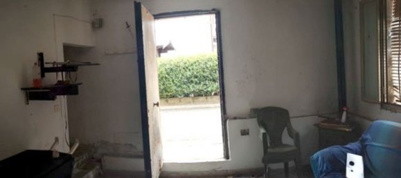 4 rooms Apartment in Argenta, Italy No. 19548 5