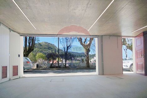 3 bedrooms Duplex in Sintra, Portugal No. 52312