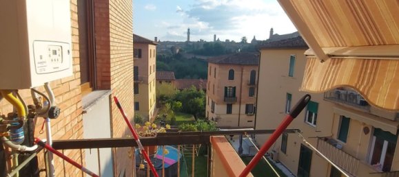 3 bedrooms Apartment in Siena, Italy No. 372239 3
