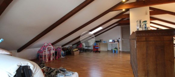 8-Zimmer Villa in Brandizzo, Italy, Nr. 4573 27