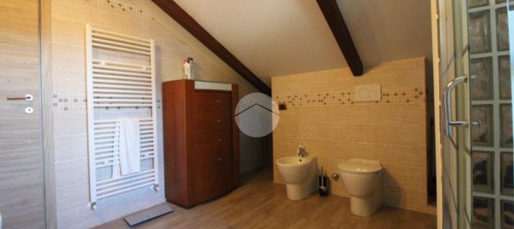 8-Zimmer Villa in Brandizzo, Italy, Nr. 4573 33