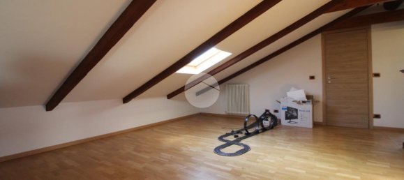 8-Zimmer Villa in Brandizzo, Italy, Nr. 4573 28