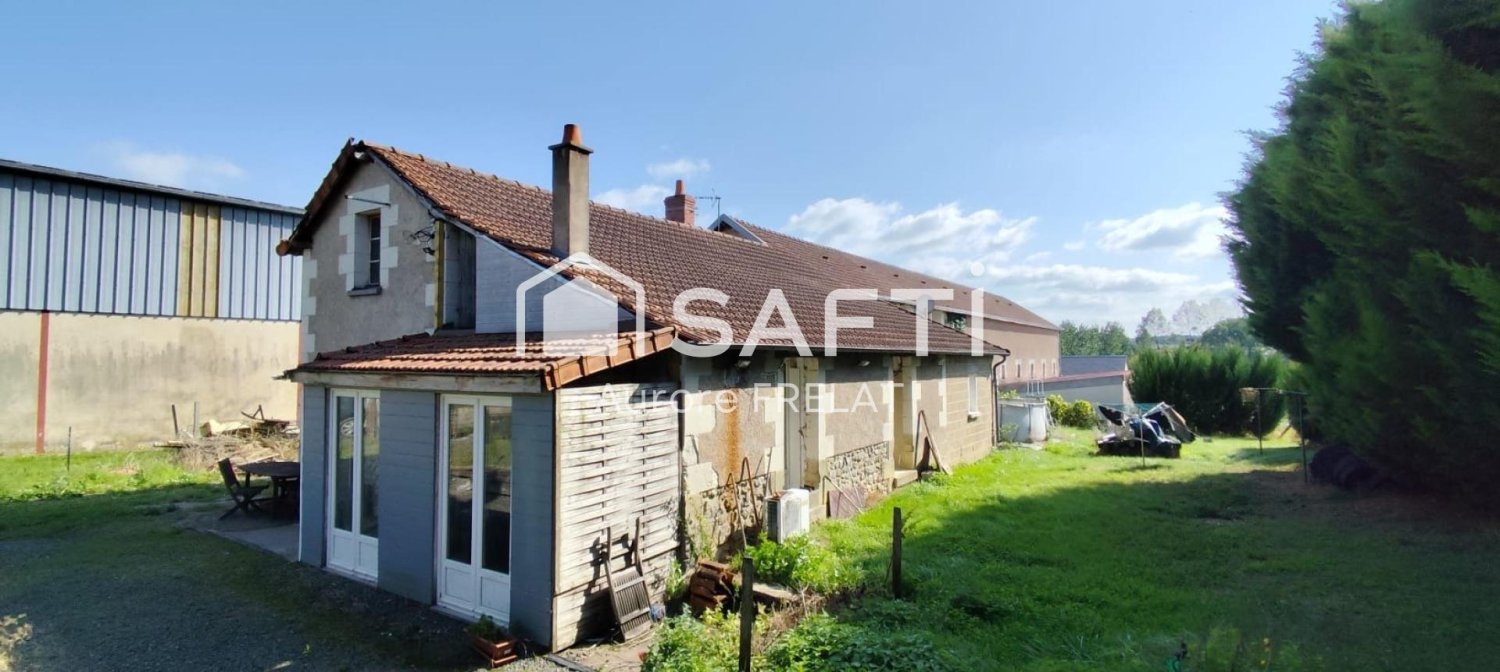 4 bedrooms House in Saint-Epain, France No. 42026