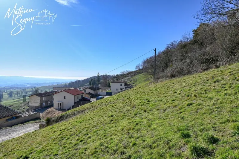 Terreno en Pomeys, France 519 m² No. 78068