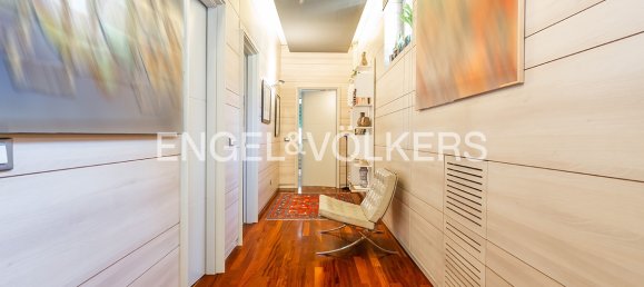 4 bedrooms Apartment in Rome, Italy No. 131300 10