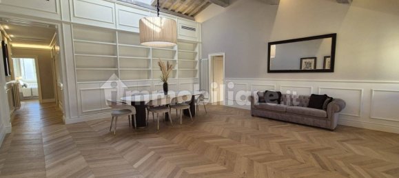 3 bedrooms Apartment in Florence, Italy No. 324455 3