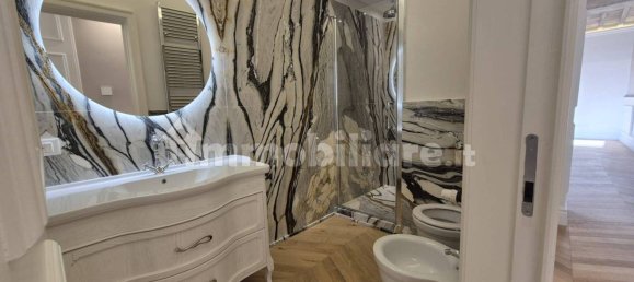 3 bedrooms Apartment in Florence, Italy No. 324455 22