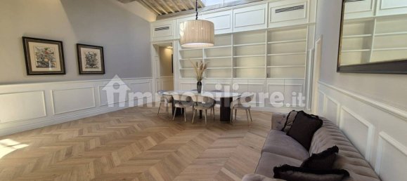 3 bedrooms Apartment in Florence, Italy No. 324455 2