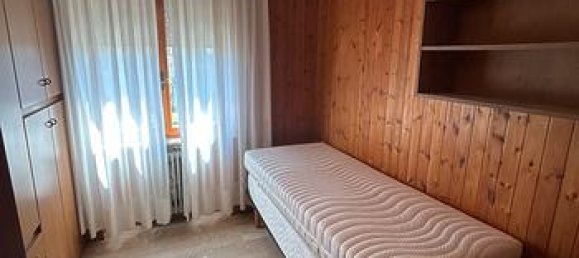 6 rooms Apartment in Torri di Quartesolo, Italy No. 298553 5