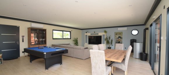 3 bedrooms House in Dordogne, France No. 338617 5