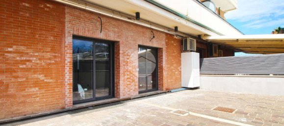 2 bedrooms Apartment in Alba Adriatica, Italy No. 297359 7