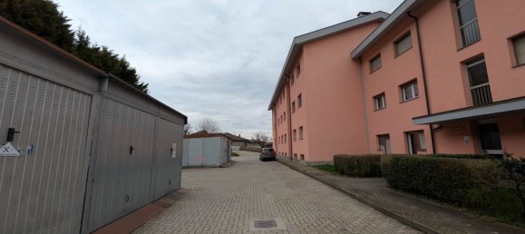 3 rooms Apartment in Lauriano, Italy No. 70047 29