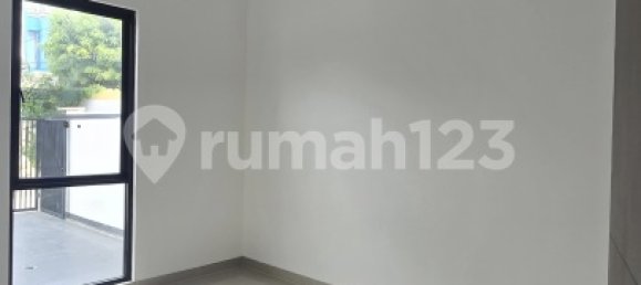 Casa de 3 dormitorios en Kembangan, Indonesia No. 2634 4