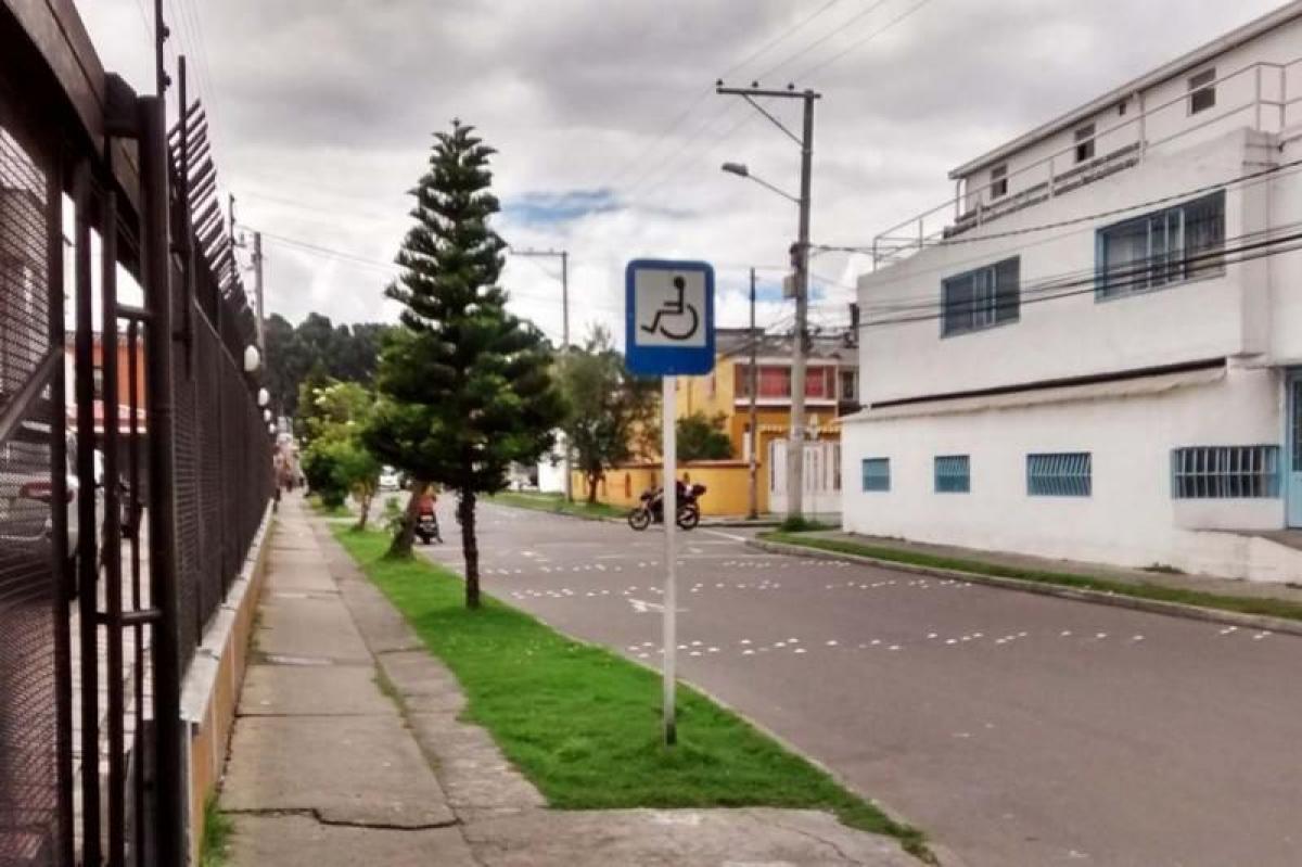 3 bedrooms House in Medellin, Colombia No. 1652