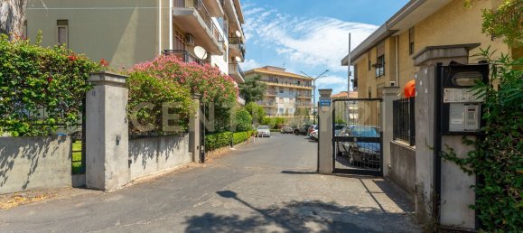 5 bedrooms Apartment in Tremestieri Etneo, Italy No. 317660 25