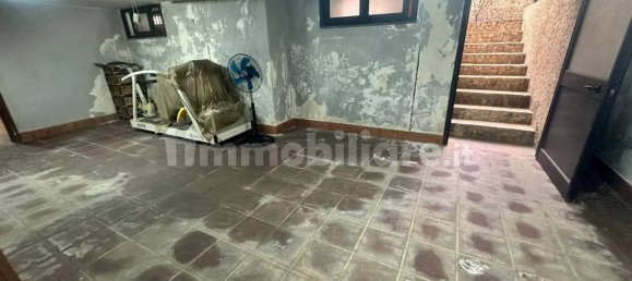 Apartamento de 4 dormitorios en Giugliano in Campania, Italy No. 260760 19